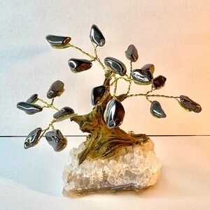 Hematite on Amethyst Gemstone Tree NWOT One of a Kind.